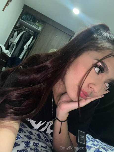 Aryalopezx erotische nackten bilder