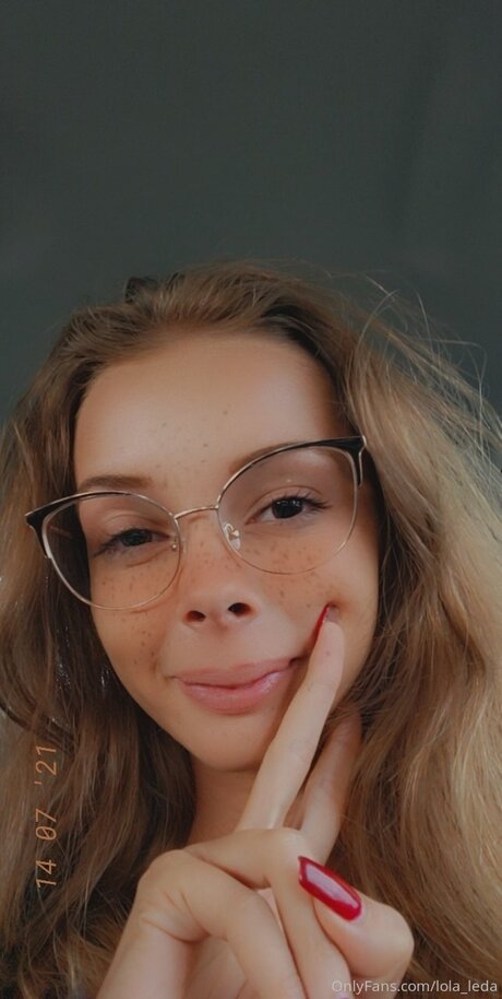 Lola Leda porno exklusive galerie