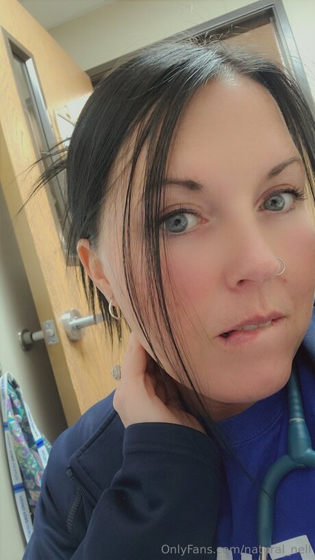 Natural Nell exklusive archiv