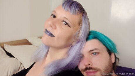 Now Kiss erotische heiße foto