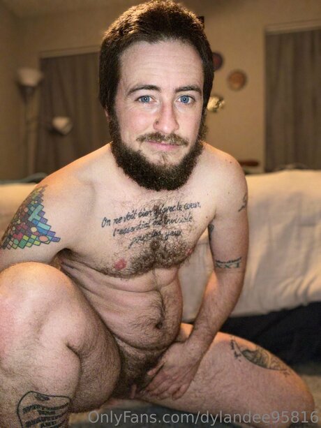 Dylandixon beste nacktheit fotos