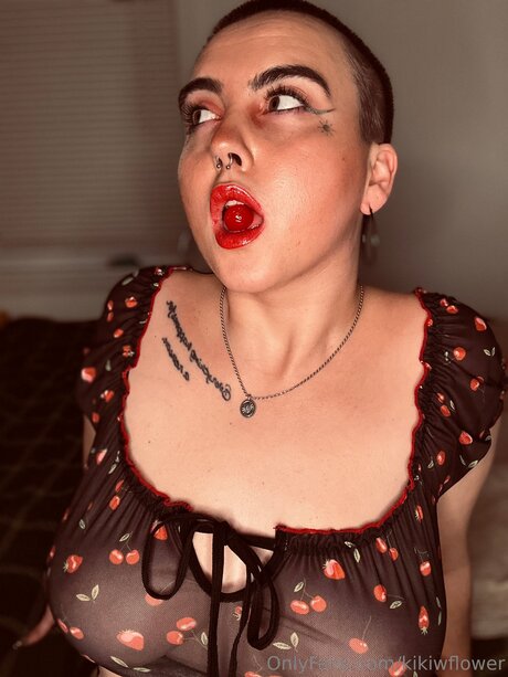 vollbusige ebenholz-onlyfans schöne hd bild