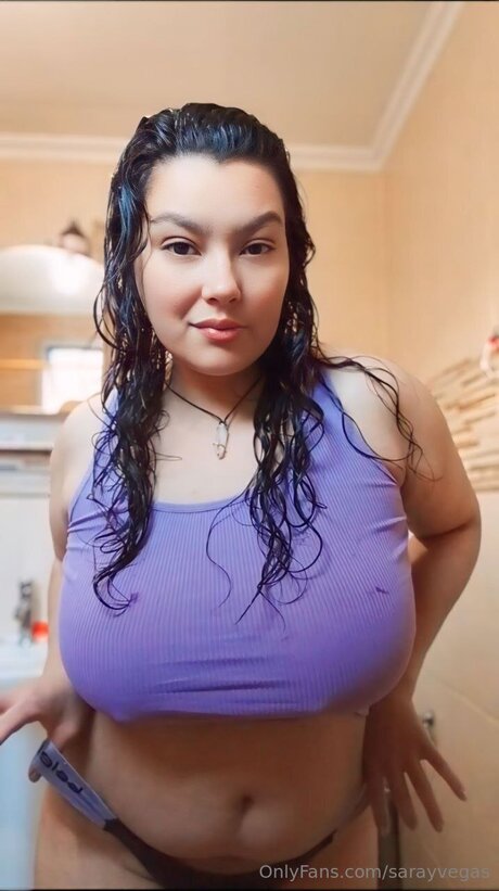 Sarayvegas xxx kunst galerie