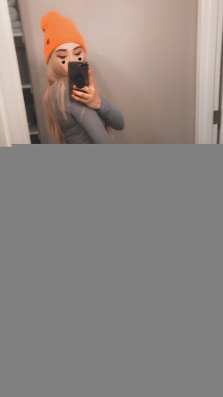 Jessicaxxexclusive710 perfekte akt bild