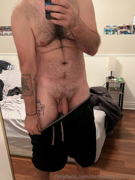 Dadbodjay133133 model erotische bild