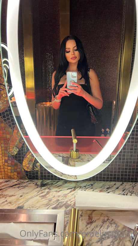 latina mit großem hintern onlyfans porno akt galerien