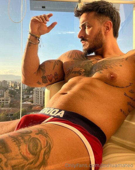 Joshuamateo schöne nackten fotos