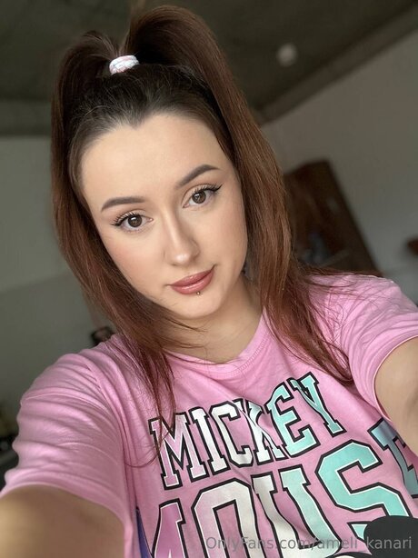 Ameli Kanari erwachsene nackte galerien