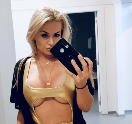 dessous-onlyfans hd kunst bilder