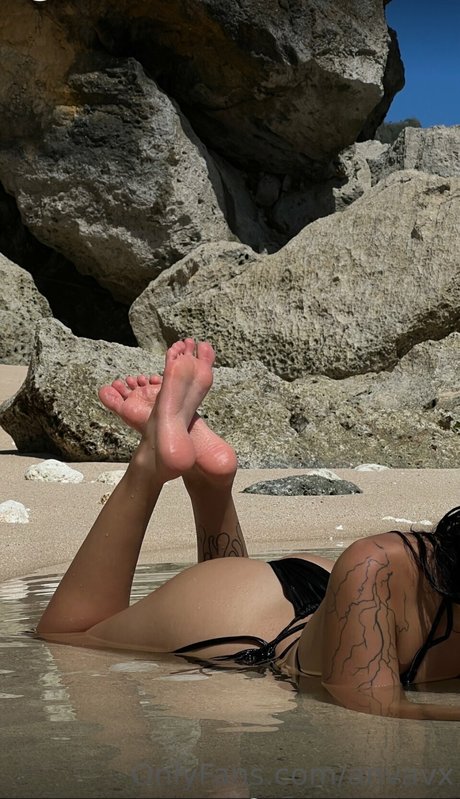 Ana Vavx schöne galerie