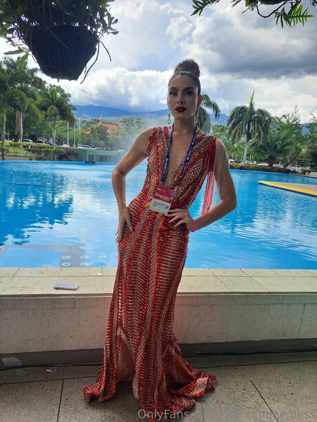 Mariiahneedless hübsche freie galerien