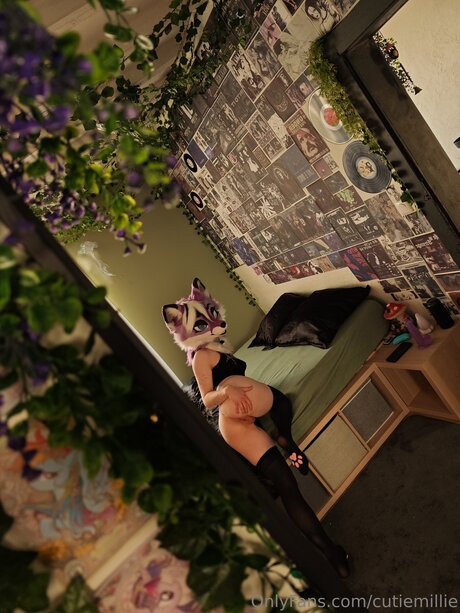 Cutiemillie erotische heiße fotos