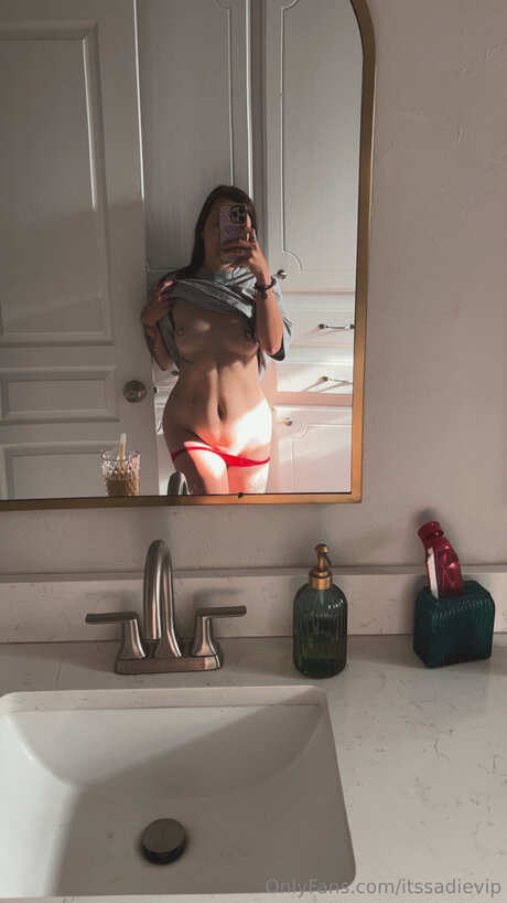 Itssadievip schöne nackt bilder