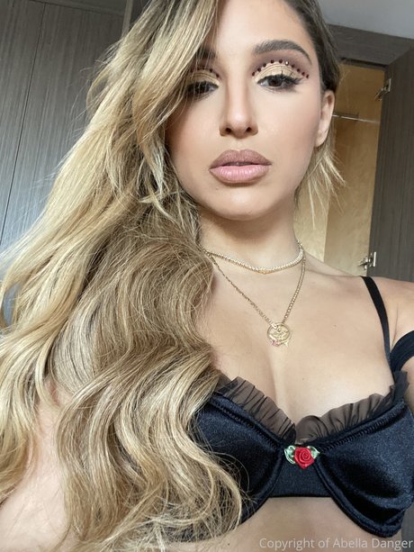 Abella Danger sexy hd bild