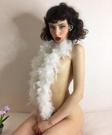 Mina Bell_ hd kunst fotos