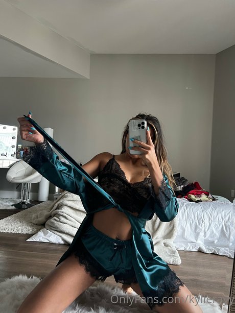 _Kylie Ray hübsche erwachsene bilder