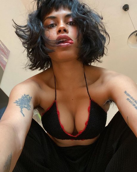 Riya Hamid_ heiße pornografische foto