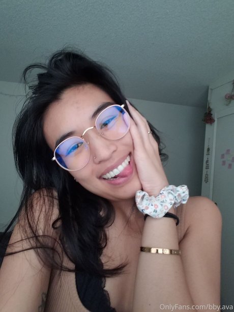 Ava Tran_ schauspielerin schöne bilder