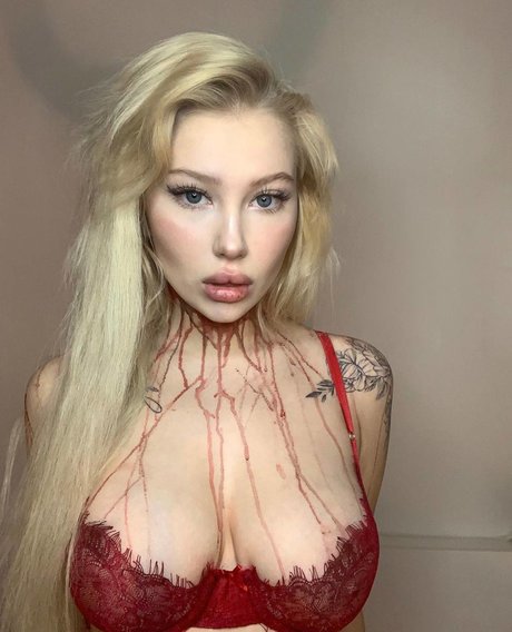Sophia moonlight schauspielerin sex bild