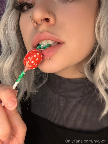 Nyyxxii pornostar hd bilder