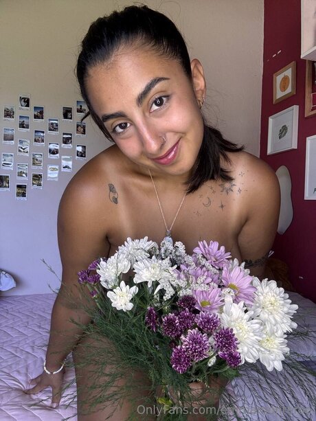 Emmamonteroo heiße erotische foto