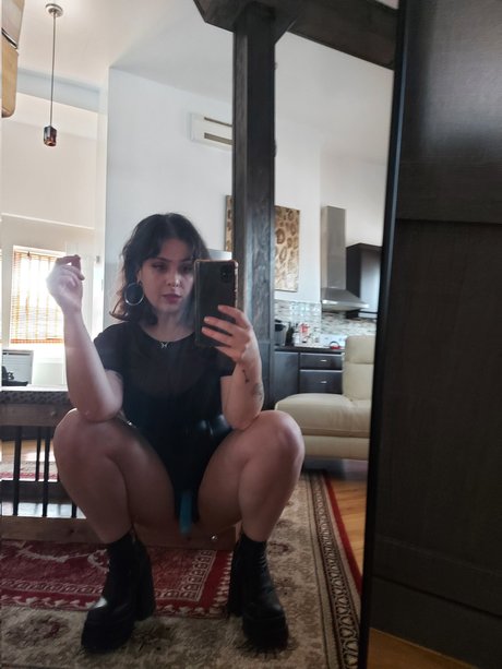 Alpha goddess aurora pornostar nacktheit bild