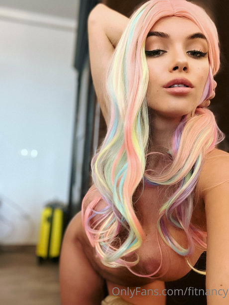 Nancy Storms porno schöne foto