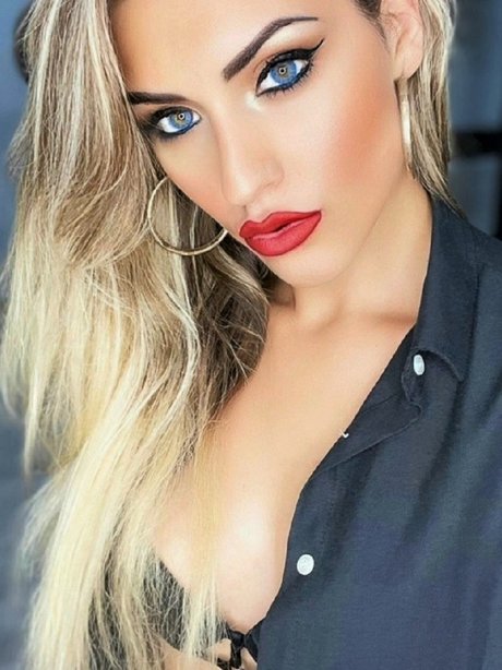 Mistress Iside_ nackt akt foto