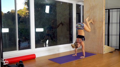 Zuzka Light schauspielerin schöne galerien