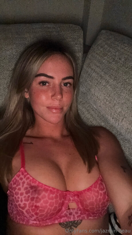 Jazmin Beau porno nackt archiv