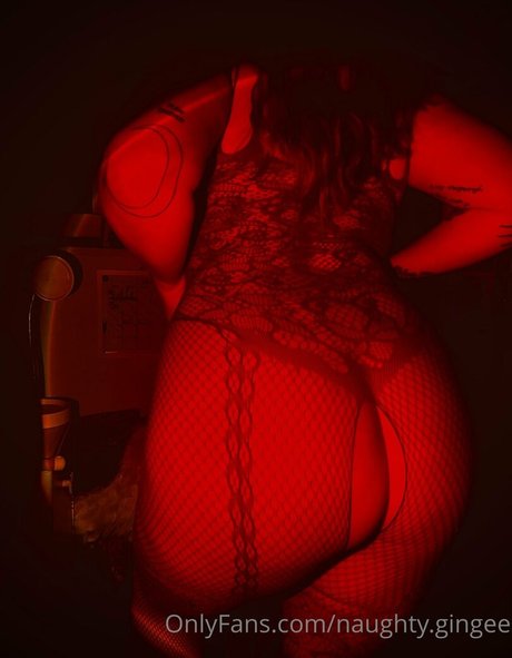 Naughtygingee schauspielerin schöne galerie