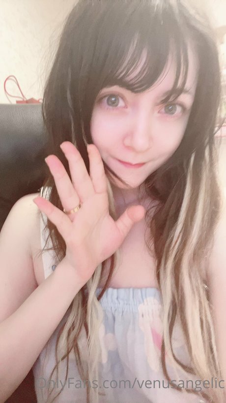 Venus Angelic schöne xxx fotos