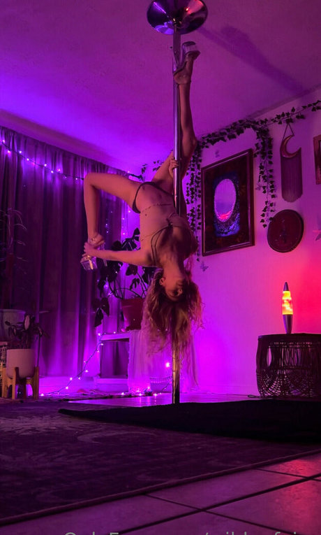 Emerald Wildea sexy exklusive fotos