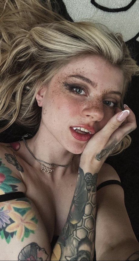 Imsadspice Extrasadspice model top foto