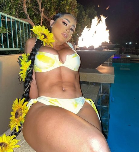 Jasmin Cadavid hübsche erotische fotos