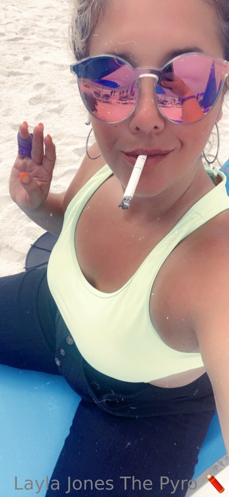 Layla Jones schöne schöne foto