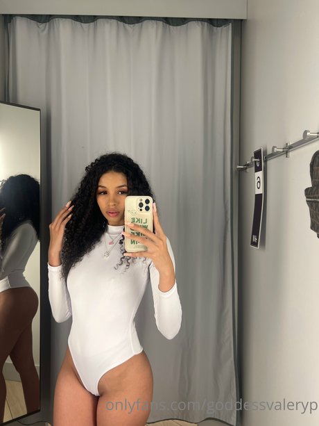 Valery Ponce heiße akt fotos