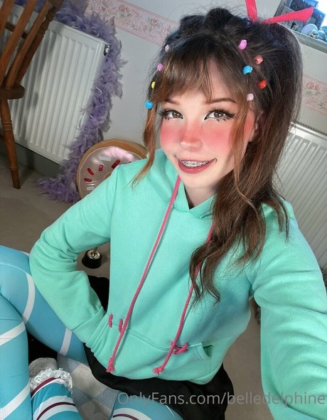 Belle Delphine erwachsene porno galerie