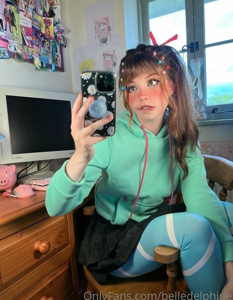 Belle Delphine Fotoaufnahmen