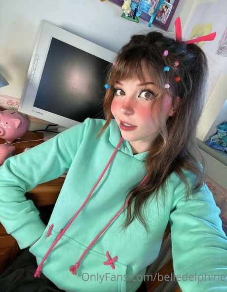 Belle Delphine nette bilder