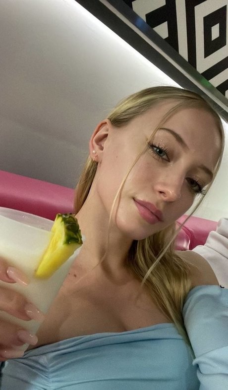 große blonde onlyfans nackt galerien