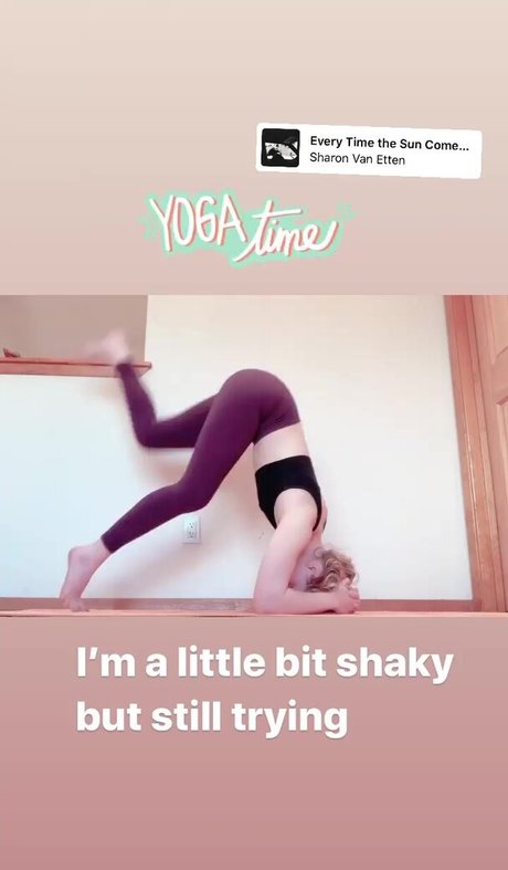 Willow Shields exklusive akt bild