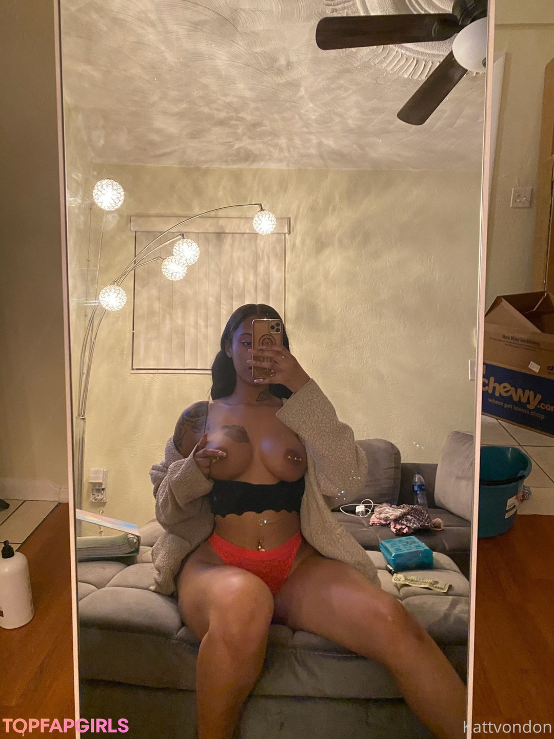 asiatisches dienstmädchen nur fans schöne nackt bilder