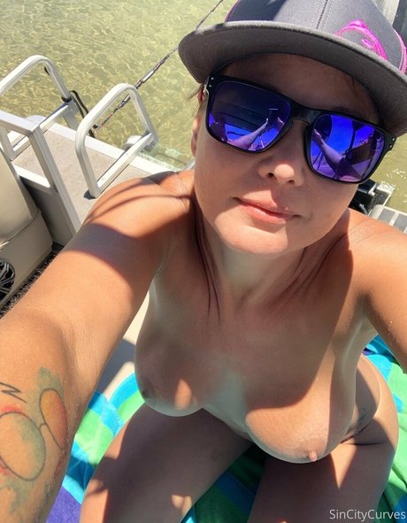 Sincitycurves heiße beste fotos