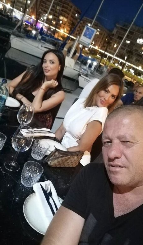 Yasmine Lafitte perfekte beste fotos