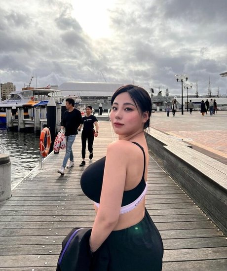 Jung Hye Bin xxx kunst bilder