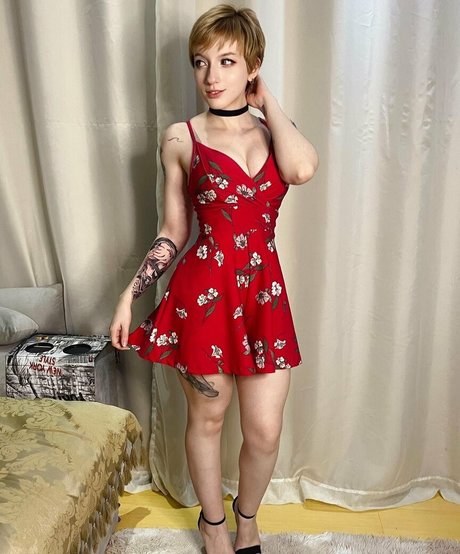 asiatische blondine nur fans erotische nackt fotos