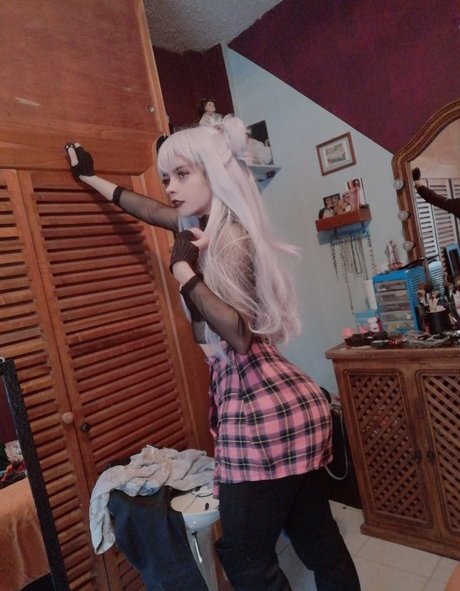 DarkWaifuTrap sexy erotische bild