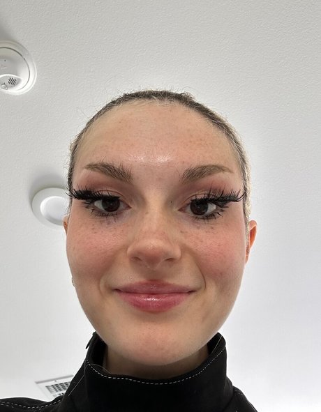 hängetitten onlyfans exklusive sexy fotos