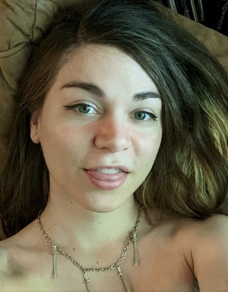 oncloud e top akt foto